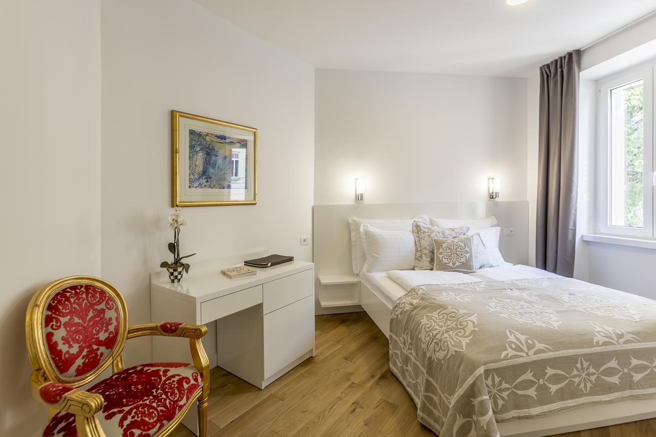 Centro Di Centri Due Hotel Split Luaran gambar